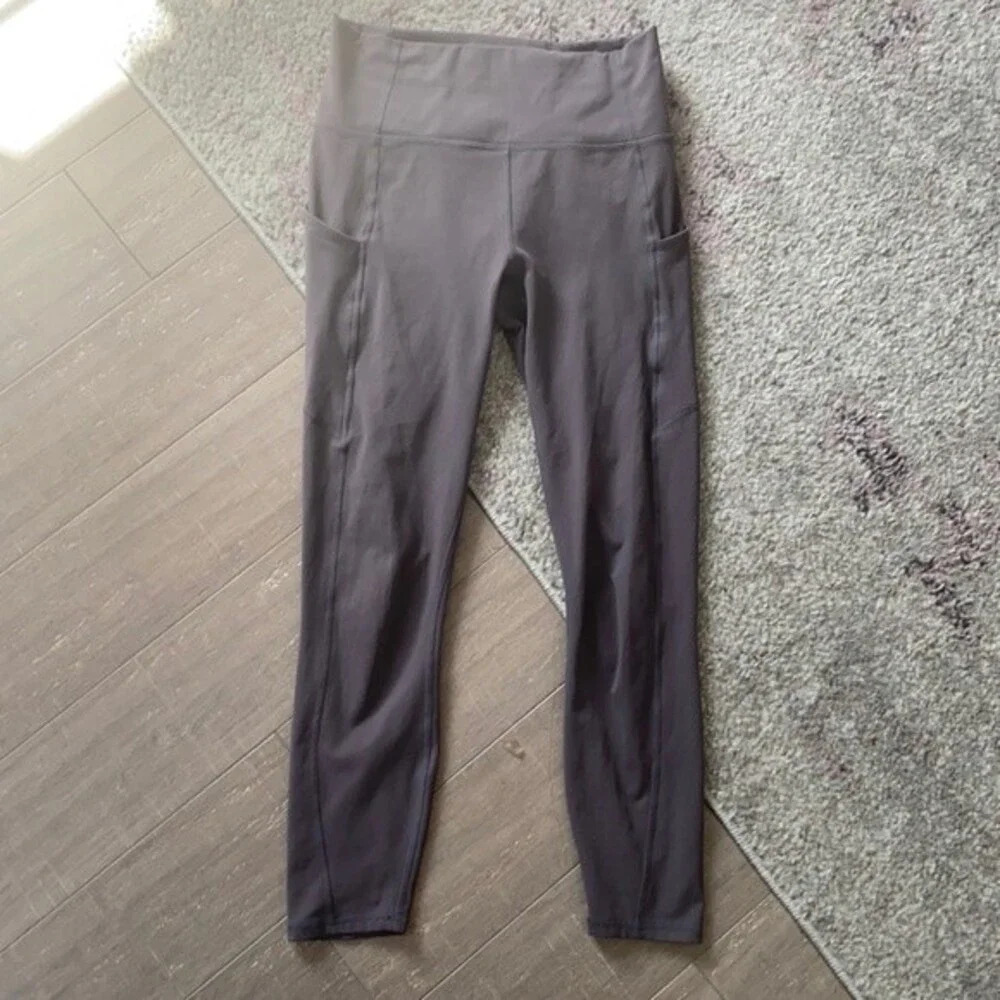 Women's Light Purple Fabletics Work Out Active Wear Leggings Sz Small